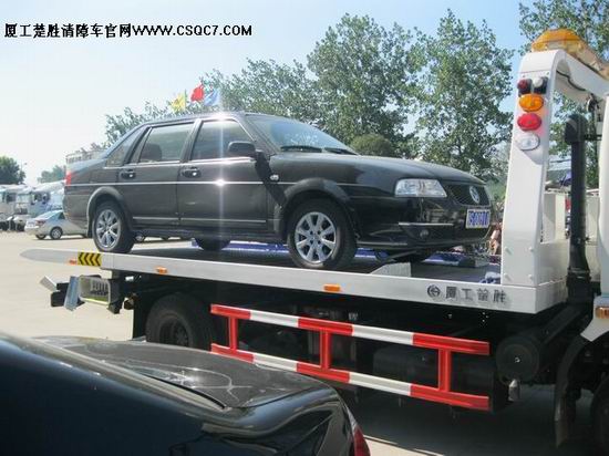 東風(fēng)一拖二平板清障車(chē)