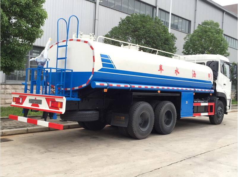 東風天龍后八輪22噸灑水車