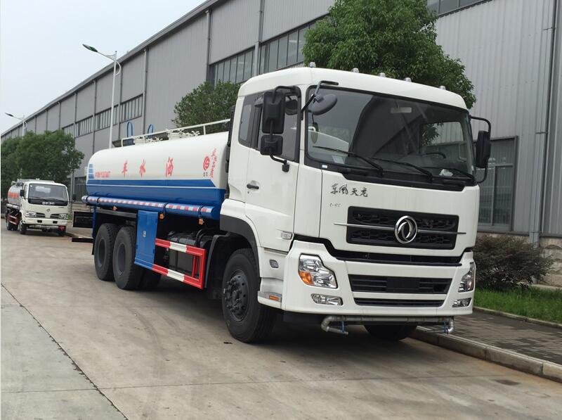 東風天龍后八輪22噸灑水車