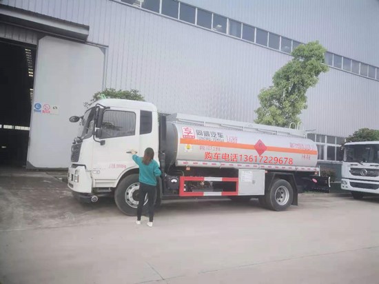 國(guó)六東風(fēng)天錦油罐車